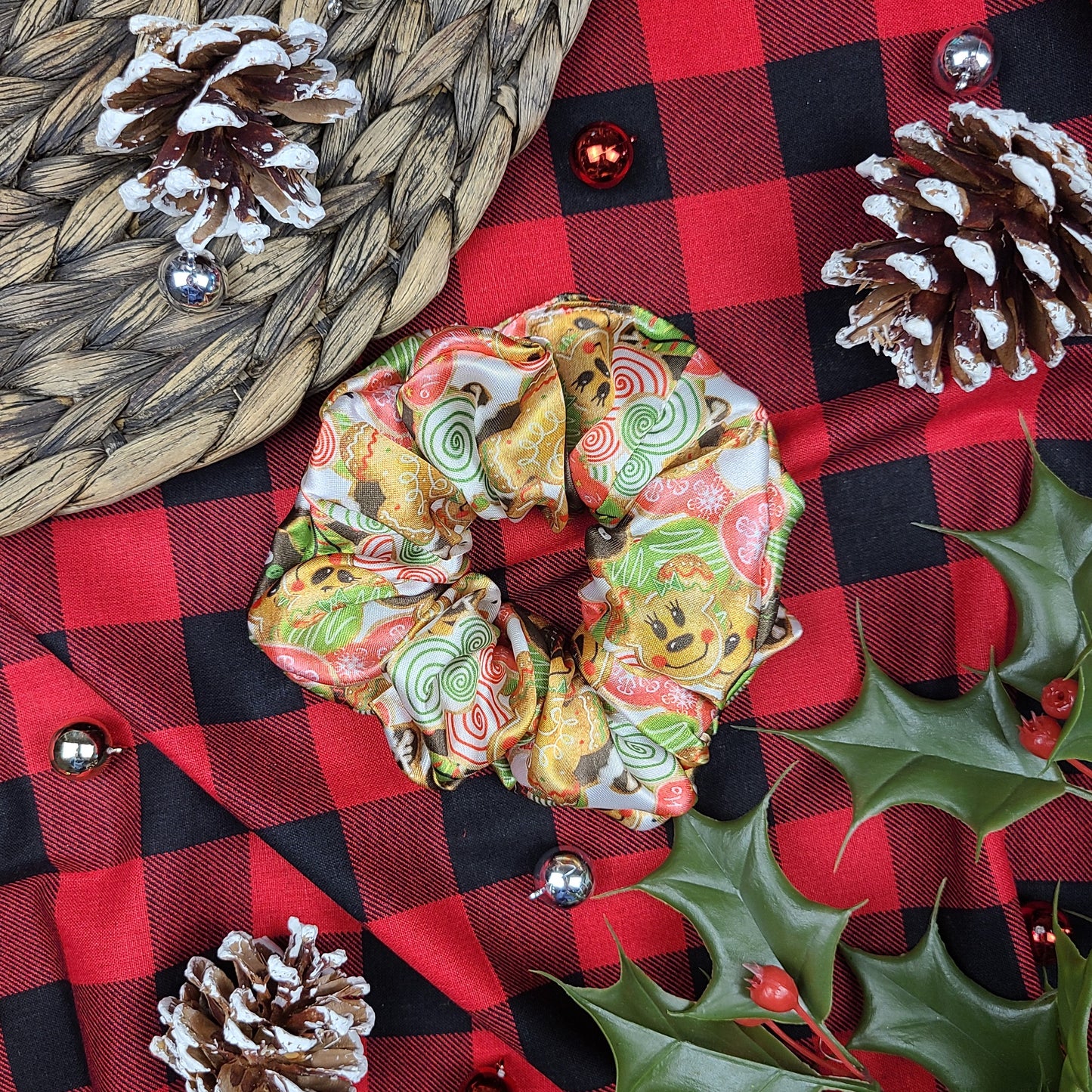 Mickey Christmas Cookie Scrunchie